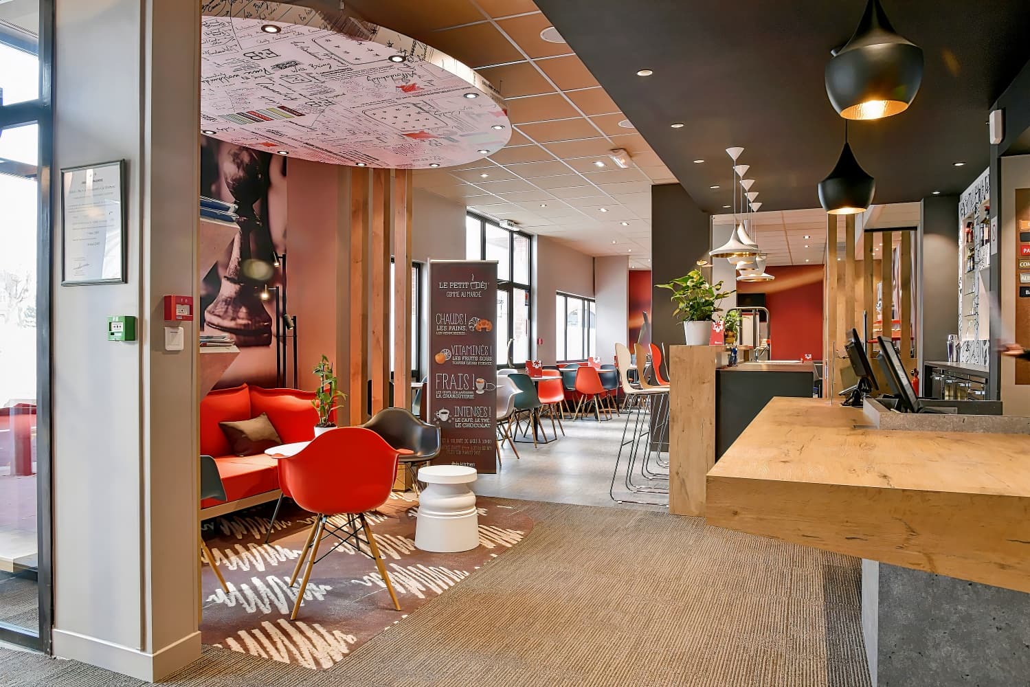 ibis Saint-Quentin Basilique