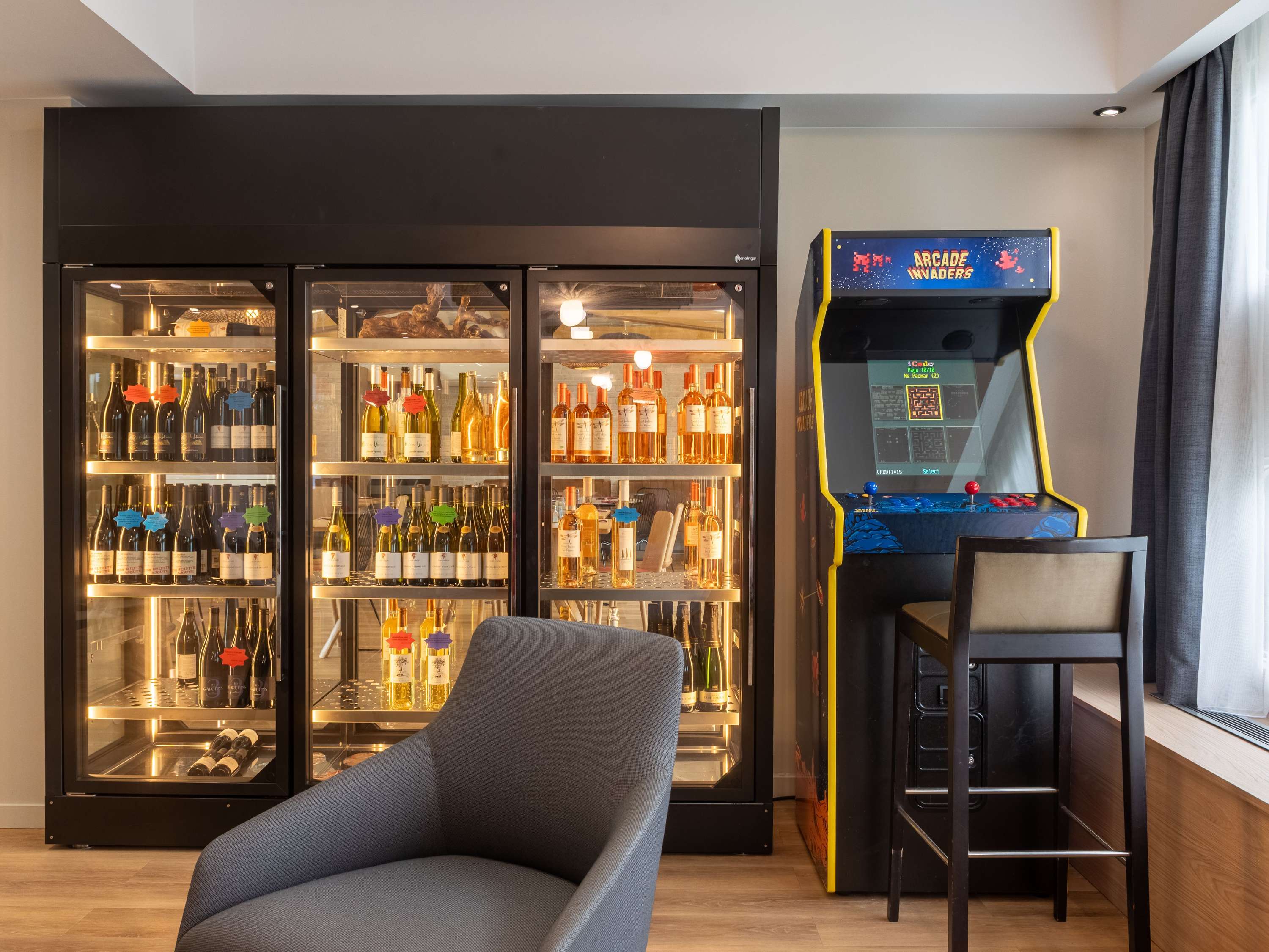 ibis Lyon Est Bron