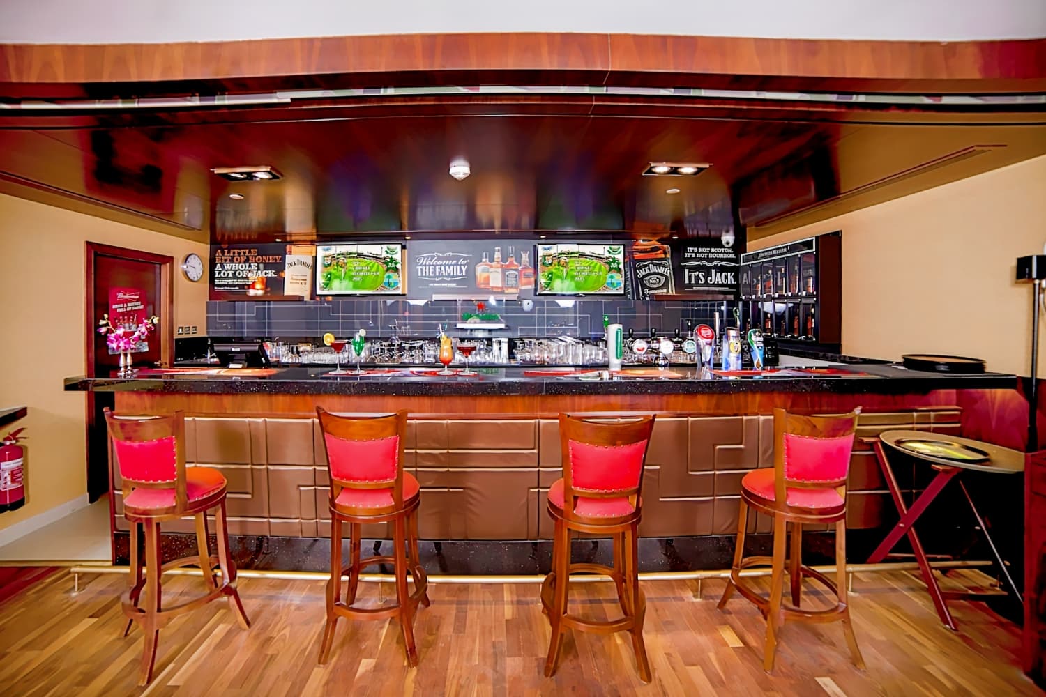 Raviz Center Point Hotel