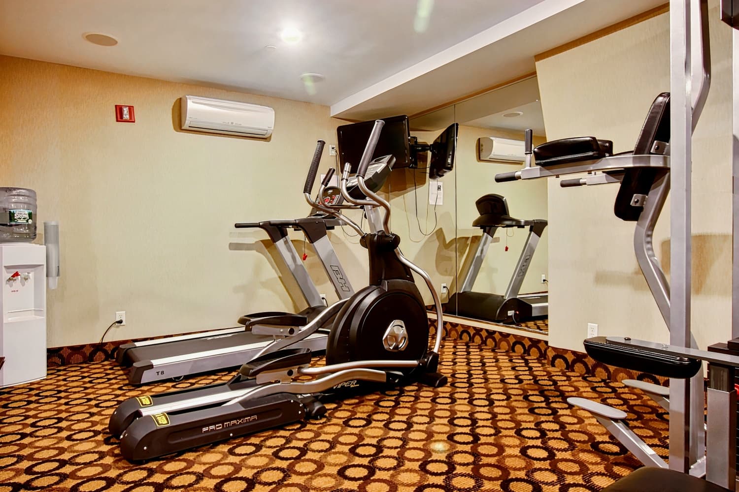 The Staten Island Inn.