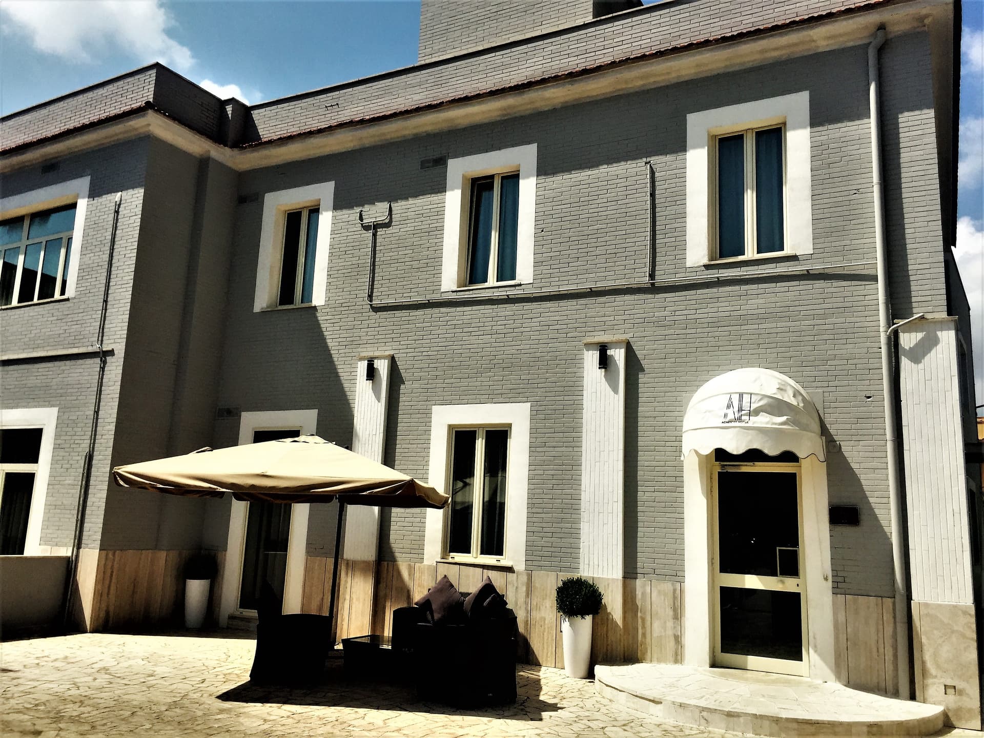 Hotel Academy