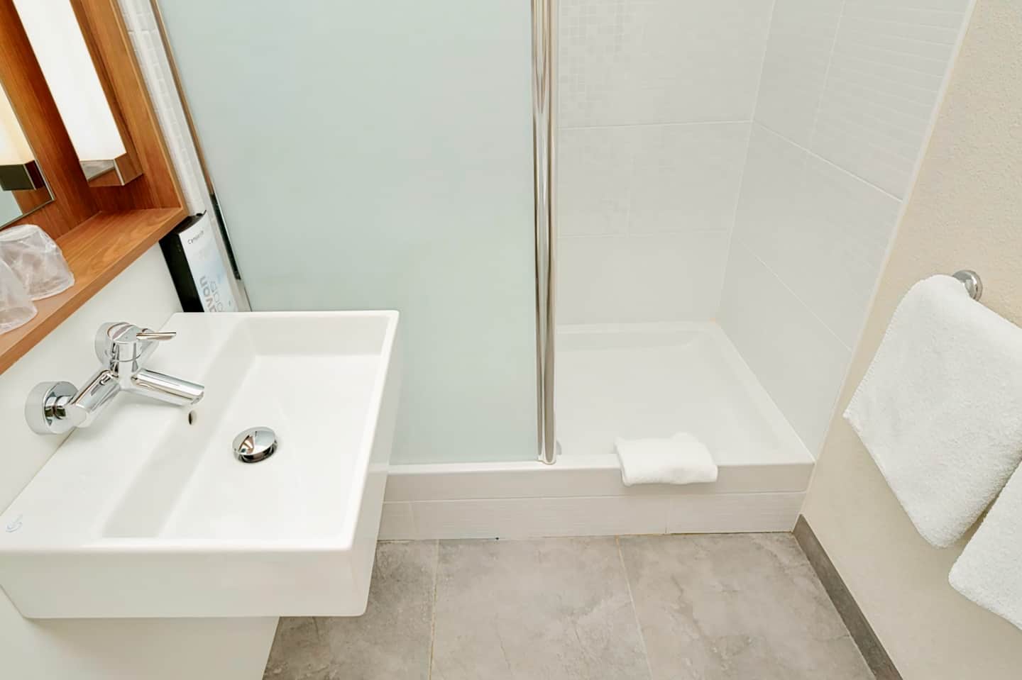 Campanile Montelimar - Les Tourrettes